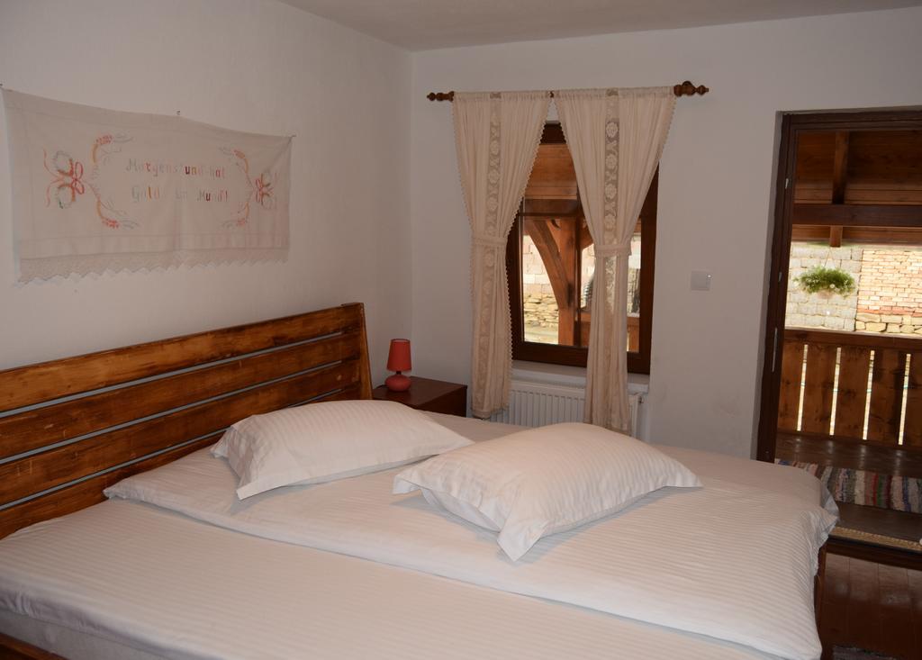 Casa Saseasca Villa Saschiz Bagian luar foto
